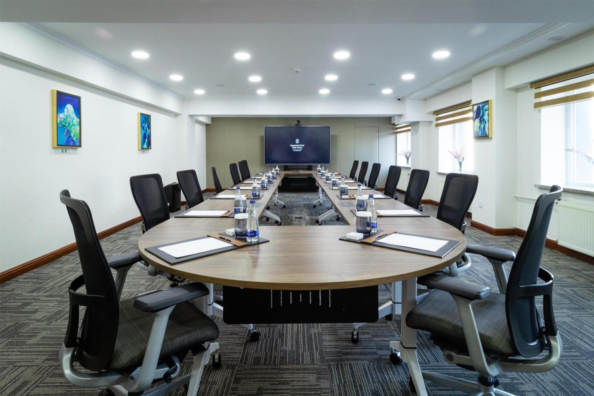 אולן בטור Kempinski Hotel Khan Palace מראה חיצוני תמונה