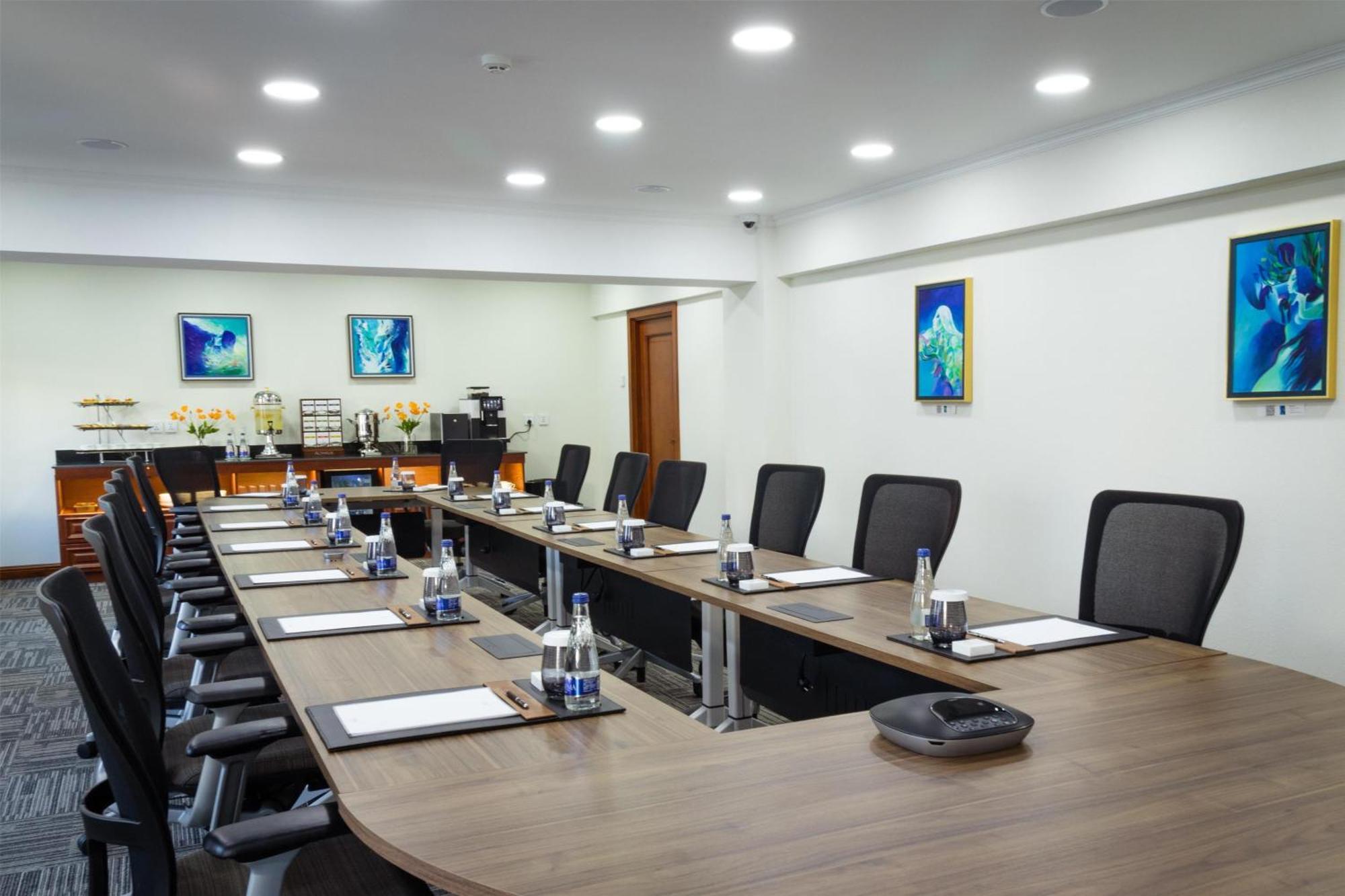 אולן בטור Kempinski Hotel Khan Palace מראה חיצוני תמונה