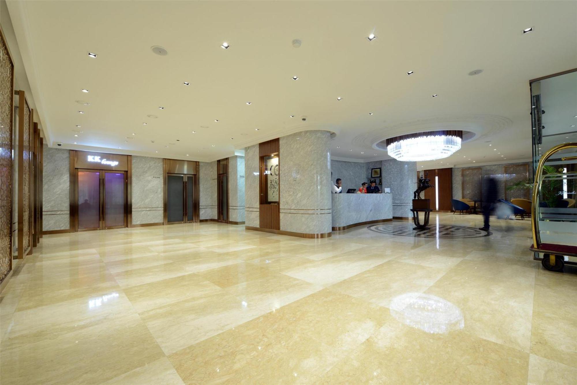 אולן בטור Kempinski Hotel Khan Palace מראה חיצוני תמונה